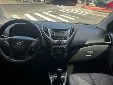 HYUNDAI HB 20 Sedan 1.6 16V 4P FLEX COMFORT PLUS, Foto 9