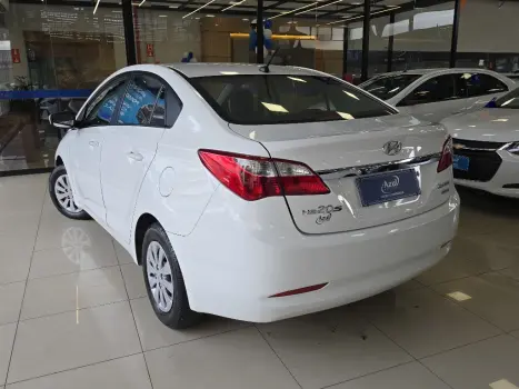 HYUNDAI HB 20 Sedan 1.6 16V 4P FLEX COMFORT PLUS AUTOM�TICO, Foto 4