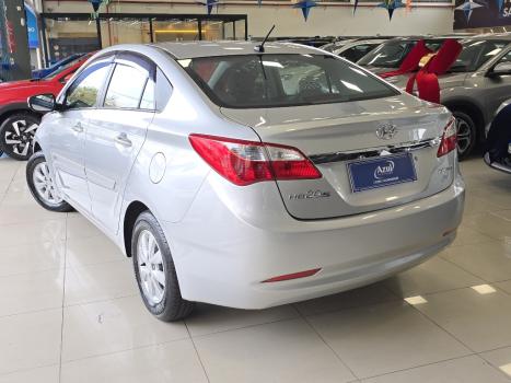 HYUNDAI HB 20 Sedan 1.6 16V 4P FLEX COMFORT PLUS AUTOM�TICO, Foto 4