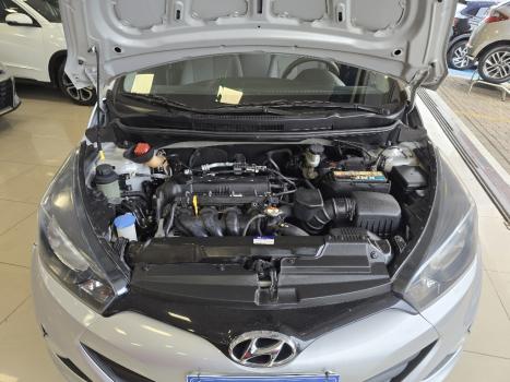 HYUNDAI HB 20 Sedan 1.6 16V 4P FLEX COMFORT PLUS AUTOM�TICO, Foto 19