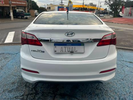 HYUNDAI HB 20 Sedan 1.0 12V 4P FLEX COMFORT PLUS, Foto 4