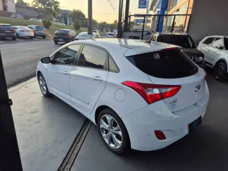 HYUNDAI I30 1.8 16V 4P AUTOMÁTICO, Foto 6 HYUNDAI I30 1.8 16V 4P AUTOMÁTICO, Foto 6