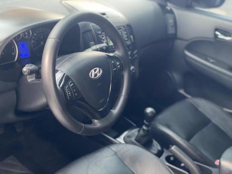 HYUNDAI I30 2.0 16V 4P, Foto 10