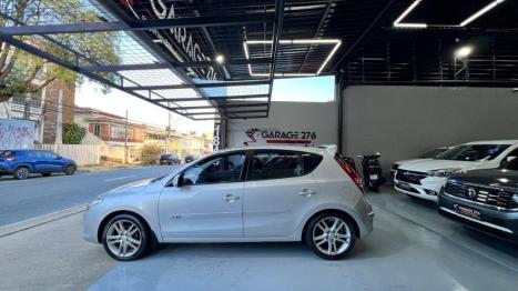 HYUNDAI I30 2.0 16V 4P, Foto 8