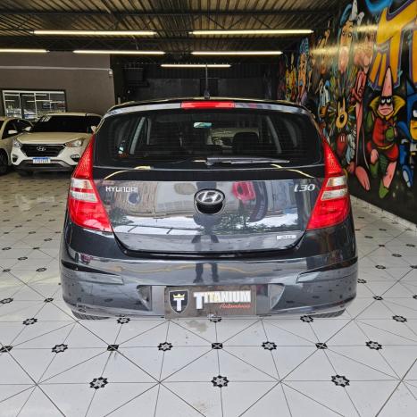 HYUNDAI I30 2.0 16V 4P, Foto 4