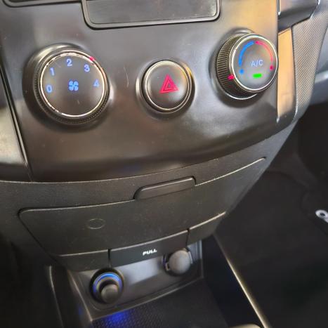 HYUNDAI I30 2.0 16V 4P, Foto 14