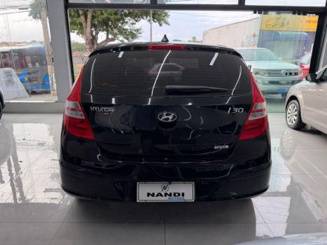 HYUNDAI I30 2.0 16V 4P, Foto 5