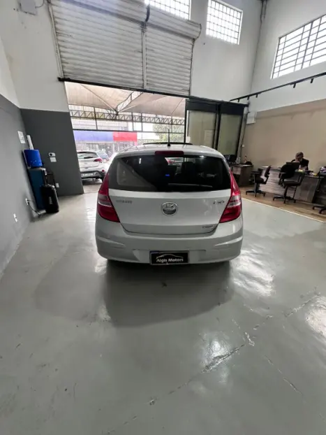 HYUNDAI I30 2.0 16V 4P AUTOM�TICO, Foto 6