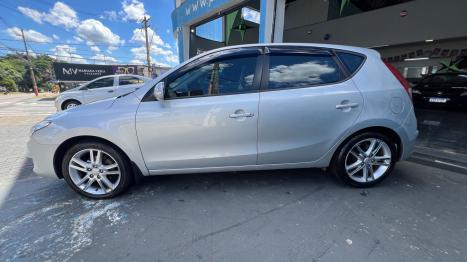 HYUNDAI I30 2.0 16V 4P, Foto 4
