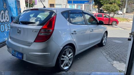 HYUNDAI I30 2.0 16V 4P, Foto 10