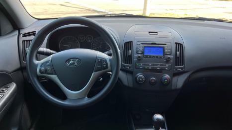 HYUNDAI I30 2.0 16V 4P, Foto 17