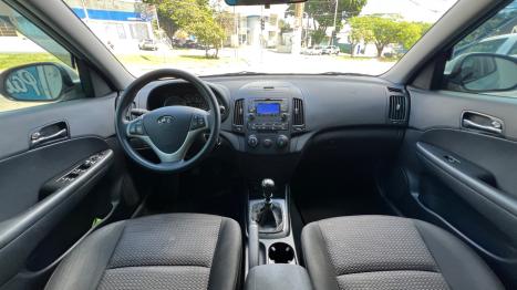 HYUNDAI I30 2.0 16V 4P, Foto 18