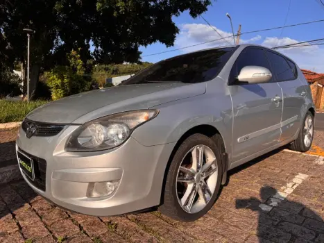 HYUNDAI I30 2.0 16V 4P GLS AUTOM�TICO, Foto 3