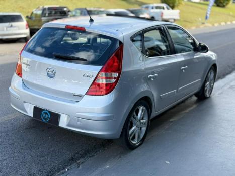 HYUNDAI I30 2.0 16V 4P GLS, Foto 2