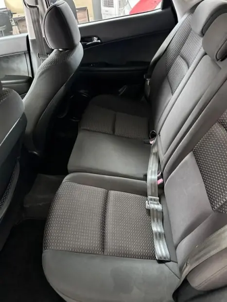 HYUNDAI I30 2.0 16V 4P GLS AUTOM�TICO, Foto 7