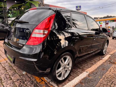 HYUNDAI I30 2.0 16V 4P, Foto 6