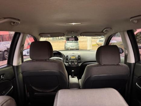 HYUNDAI I30 2.0 16V 4P, Foto 8