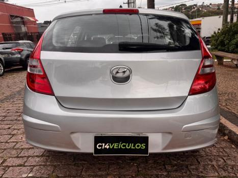 HYUNDAI I30 2.0 16V 4P, Foto 3