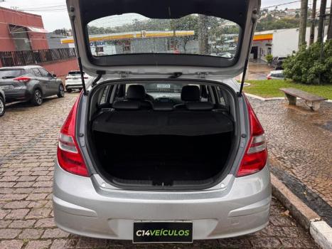 HYUNDAI I30 2.0 16V 4P, Foto 7