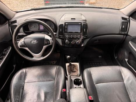 HYUNDAI I30 2.0 16V 4P, Foto 8