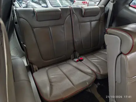 HYUNDAI Santa Fé 2.7 V6 24V 4P GLS 200CV 7 LUGARES AUTOMÁTICO, Foto 14