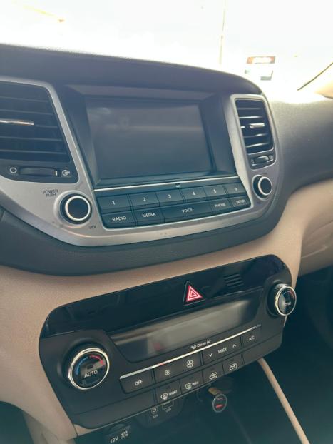 HYUNDAI Tucson 1.6 16V 4P T-GDI GL ECOSHIFT AUTOMTICO, Foto 9