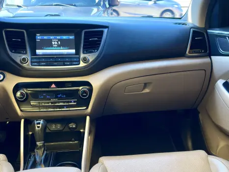 HYUNDAI Tucson 1.6 16V 4P T-GDI GL ECOSHIFT AUTOM�TICO, Foto 11
