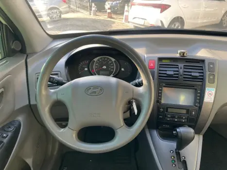HYUNDAI Tucson 2.0 16V 4P GL, Foto 13