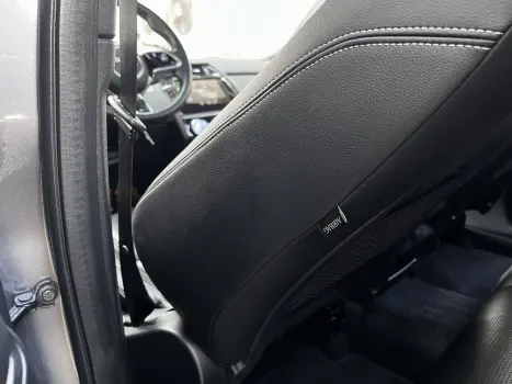 JAGUAR E-Pace 2.0 P250 FLEX R-DYNAMIC S AWD TURBO AUTOMÁTICO, Foto 17