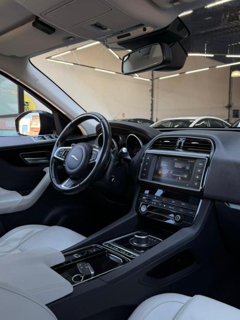 JAGUAR F-Pace 2.0 16V 4P AWD INGENIUM PRESTIGE TURBO AUTOM�TICO, Foto 7