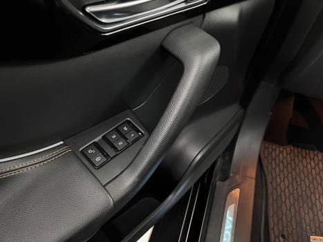JAGUAR F-Pace 2.0 16V 4P AWD INGENIUM PRESTIGE TURBO AUTOMÁTICO, Foto 13