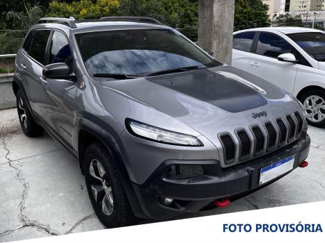 JEEP Cherokee 3.2 4P V6 24V 4X4 TRAILHAWK AUTOM�TICO, Foto 2