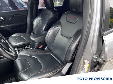 JEEP Cherokee 3.2 4P V6 24V 4X4 TRAILHAWK AUTOM�TICO, Foto 6