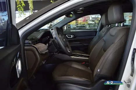 JEEP Commander 1.3 16V 4P FLEX T270 OVERLAND TURBO AUTOM�TICO AT6, Foto 3