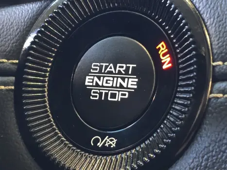 JEEP Commander 1.3 16V 4P FLEX T270 LONGITUDE TURBO AUTOM�TICO AT6, Foto 13