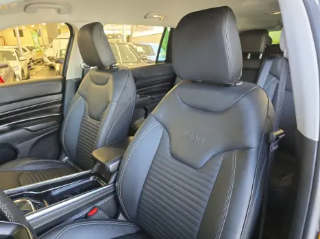 JEEP Commander 1.3 16V 4P FLEX T270 LONGITUDE TURBO AUTOM�TICO AT6, Foto 16