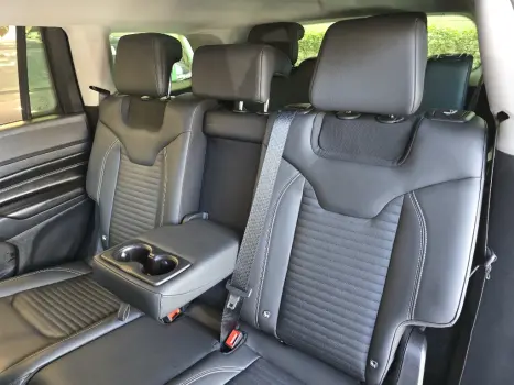 JEEP Commander 1.3 16V 4P FLEX T270 LONGITUDE TURBO AUTOM�TICO AT6, Foto 17