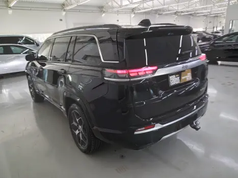 JEEP Commander 1.3 16V 4P FLEX T270 OVERLAND TURBO AUTOM�TICO AT6, Foto 4