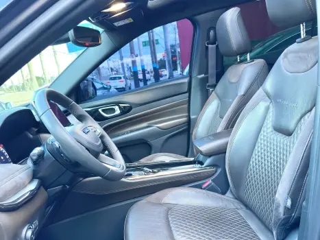JEEP Commander 1.3 16V 4P FLEX T270 OVERLAND TURBO AUTOM�TICO AT6, Foto 2