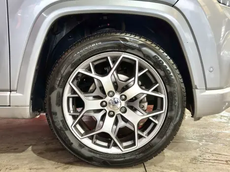JEEP Commander 1.3 16V 4P FLEX T270 OVERLAND TURBO AUTOM�TICO AT6, Foto 16