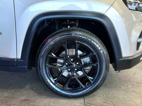 JEEP Commander 1.3 16V 4P FLEX T270 LIMITED TURBO AUTOM�TICO AT6, Foto 19