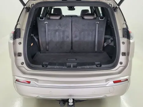 JEEP Commander 1.3 16V 4P FLEX T270 OVERLAND TURBO AUTOM�TICO AT6, Foto 10