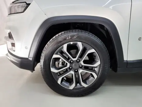 JEEP Commander 1.3 16V 4P FLEX T270 LIMITED TURBO AUTOMÁTICO AT6, Foto 12