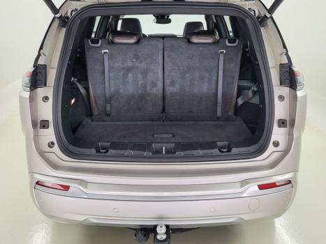 JEEP Commander 1.3 16V 4P FLEX T270 OVERLAND TURBO AUTOMÁTICO AT6, Foto 10