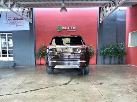 JEEP Commander 2.0 16V 4P TD380 OVERLAND TURBO DIESEL AUTOM�TICO, Foto 24