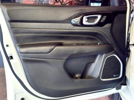 JEEP Commander 2.0 16V 4P HURRICANE 4 TURBO BLACKHAWK AUTOM�TICO AT9, Foto 8