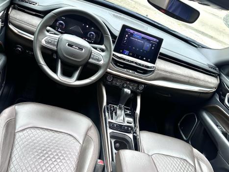 JEEP Commander 2.0 16V 4P TD380 OVERLAND 4X4 TURBO DIESEL AUTOM�TICO AT9, Foto 18