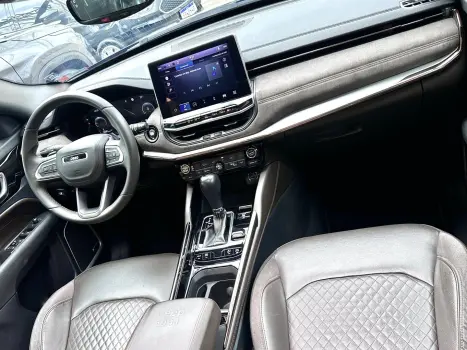 JEEP Commander 2.0 16V 4P TD380 OVERLAND 4X4 TURBO DIESEL AUTOM�TICO AT9, Foto 20