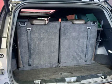 JEEP Commander 2.0 16V 4P TD380 OVERLAND 4X4 TURBO DIESEL AUTOM�TICO AT9, Foto 28