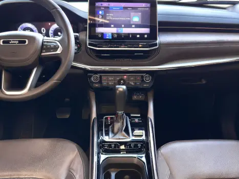 JEEP Commander 2.0 16V 4P TD380 OVERLAND 4X4 TURBO DIESEL AUTOM�TICO AT9, Foto 15